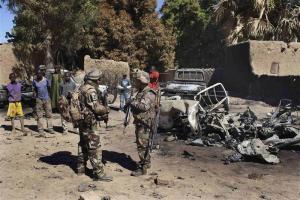 soldats maliens aprè