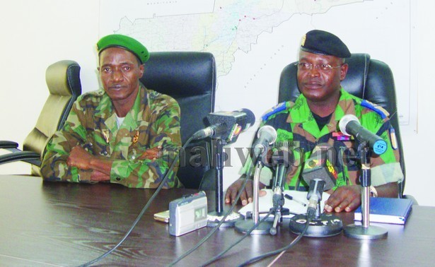 Colonel Yao Adjoumani et le Capitaine Modibo Nama Traoré