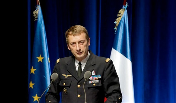 Général français Patrick de Rousiers, président du comité militaire de l`Union européenne (UE)