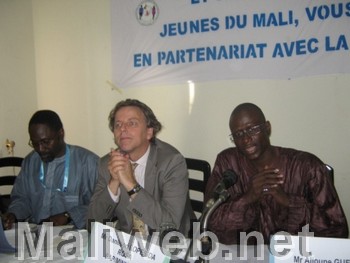 M. Bert Koenders et Alioune Guèye