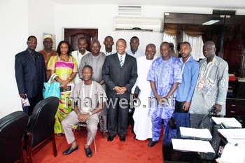 Les journalistes sportifs reçus par l'ambassadeur du Mali à Abidjan