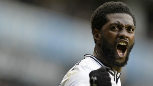 Emmanuel Adebayor, buteur pour Tottenham