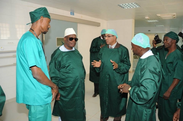 Le Président IBK inaugure l'Hôpital Sominé DOLO de Sévaré