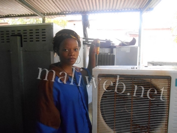 Bintou Kasim Diallo: Une réparatrice de frigo 