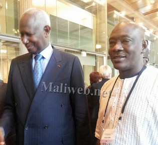 Le président de l'apem avec Abdoul Diouf seg de l'OIF
