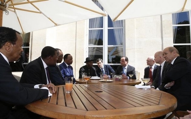 Sommet à Paris pour arrêter une stratégie contre Boko Haram