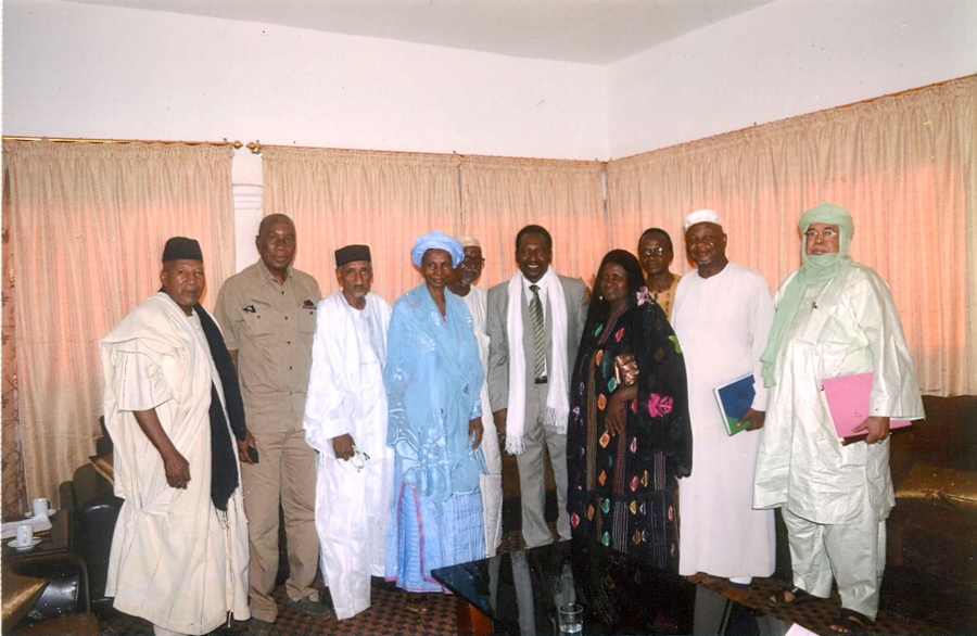 Les anciens diplomates du Mali invitent la Cma à signer le document