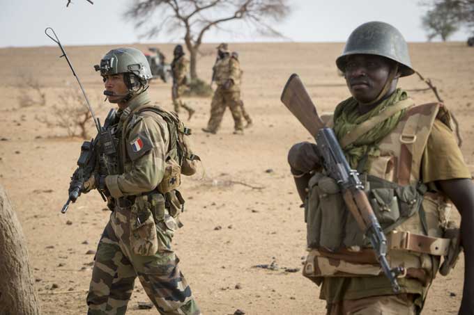 Sahel : les forces armées maliennes et nigériennes au cœur des opérations conjointes 