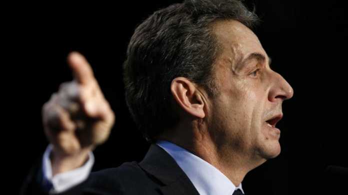 Porc à la cantine : Sarkozy vivement critiqué par de nombreux ténors de l'UMP