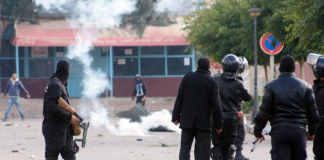 Tunisie: décès d'un policier durant la dispersion d'une manifestation