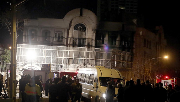 L'ambassade d'Arabie saoudite à Téhéran attaquée et incendiée