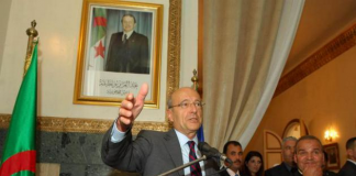 Juppé en Algérie, étape incontournable d'une campagne présidentielle