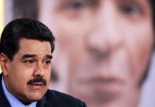 VIDEO. Le président du Venezuela interrompt son discours pour féliciter Lionel Messi