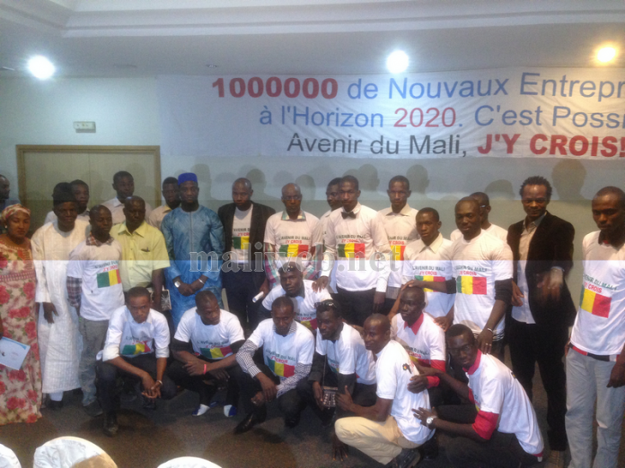 Rêve de l’entrepreneur avec ‘’l’avenir du Mali j’y crois’’ : Les 100 lauréats en formations présentés aux autorités