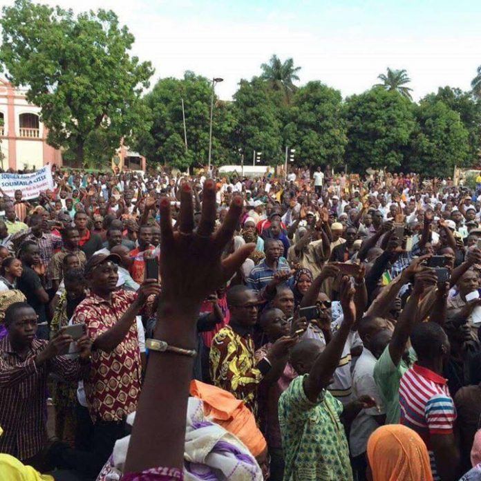 Bamako : De milliers de manifestants dans la rue pour dire 