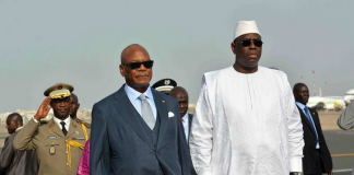 Le Président de la République du Mali, SEM Ibrahim Boubacar KEITA accueilli par son homologue sénégalais Macky Sall, à son arrivé à Dakar le 03 Juin 2016