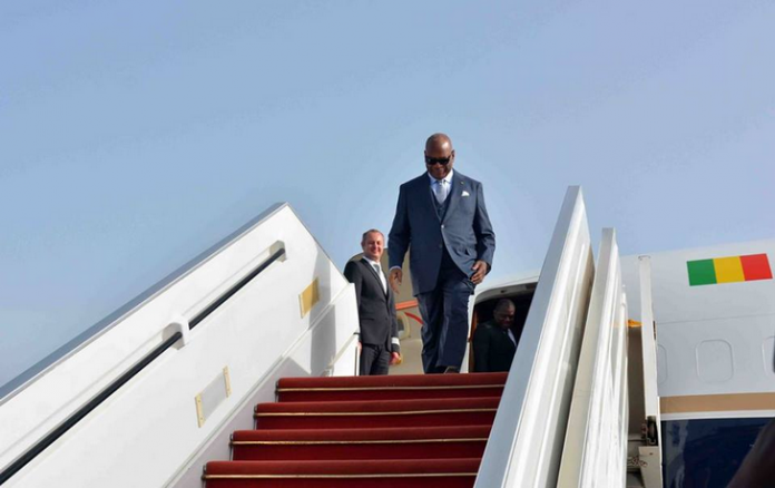 Le Président de la République, SEM Ibrahim Boubacar KEITA, à son arrivé à Dakar le 03 Juin 2016