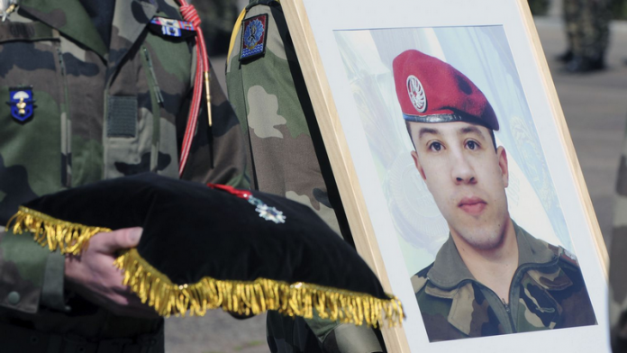 Abel Chennouf, soldat parachutiste, est l'une des sept victimes de l'attentat commis par Mohamed Merah à Toulouse et Montauban. afp.com/Pascal Pavani