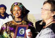 Oumou Sall Seck maire de Goundam récompensée par le Prix pour la paix en Afrique de l'Ouest