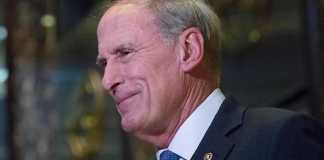 Dan Coats va coordonner l'activité des 16 agences de renseignements américaines, dont la CIA, le FBI ou la NSA.