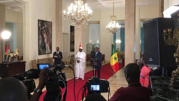 Conférence de presse des présidents gambien et sénégalais le 2 mars 2017. © RFI/Guillaume Thibault