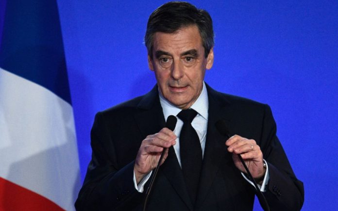 Le candidat LR à la présidentielle François Fillon, le 6 février 2017, lors de sa conférence de presse à Paris (AFP/Martin BUREAU)