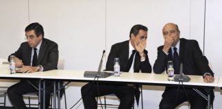 Nicolas Sarkozy n'a pas lâché François Fillon mais certains de ses soutiens en appellent à Alain Juppé.