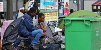 Paris: la difficile prise en charge des enfants "sniffeurs de colle" arrivés du Maroc