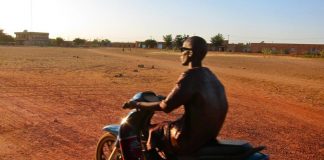 La motocyclette est désormais interdite à Mopti et dans sa région, sur décision du gouverneur. © Alan Boswell/Getty