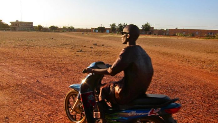 La motocyclette est désormais interdite à Mopti et dans sa région, sur décision du gouverneur. © Alan Boswell/Getty