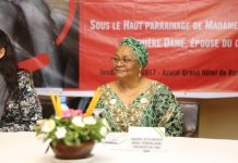 L’Epouse du Président de la République KEÏTA Aminata MAIGA a officiellement lancé le rapport de Save The Children « Enfances volées »