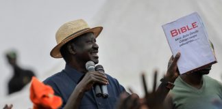 Le leader de l'opposition au Kenya Raila Odinga lors d'un meeting à Nairobi, le 3 septembre 2017 / © AFP/Archives / TONY KARUMBA