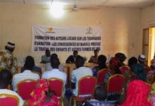 Violences basées sur le genre : les relais communautaires de Mopti formés