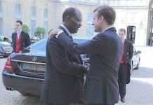 Reçu à l’Elysée, Alassane Ouattara plaide pour une zone FCFA étendue à la CEDEAO