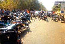 Insécurités et accidents sur la route de Kabala : Les étudiants de l'Université de Kabala protestent devant le ministère du Transport