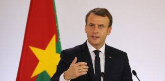 Emmanuel Macron lors de son déplacement au Burkina Faso — LUDOVIC MARIN / AFP