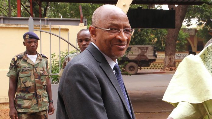 Soumeylou Boubèye Maïga en 2014, lorsqu'il était ministre de la Défense du Mali. © AFP PHOTO / HABIBOU KOUYATE