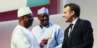 Le président Kéïta avec ses homologues de la France et du Tchad lors de la conférence