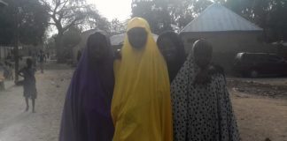 Jeunes filles de Dapchi qui disent avoir échappé à l'attaque de Boko Haram sur leur école