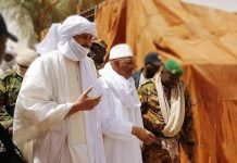 Le Premier Ministre et sa délégation dans la capitale de l’Adrar des Ifogas Kidal 8 ieme région administrative du Mali.