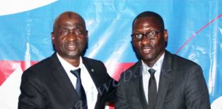 Le président du CNOSM, Habib Sissoko au nouveau bureau de la fédération malienne de basket-ball