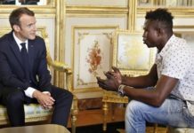 Mamoudou Gassama reçu par Emmanuel Macron