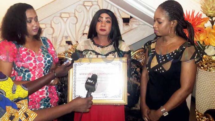 Roucky N’Diaye récompensée par l’Association humanitaire «Les Fées du Mali»