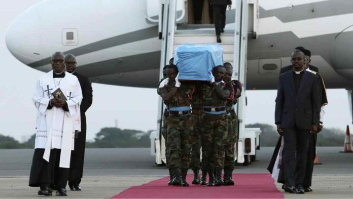 L'arrivée de la dépouille de Kofi Annan à l'aéroport d'Accra