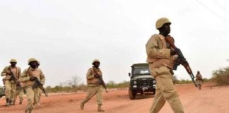 Des soldats burkinabè à l'entraînement