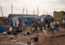 A Bamako, au marché à bétail de Niamana, dans le camp des déplacés du village de Sadia. Nicolas Réméné