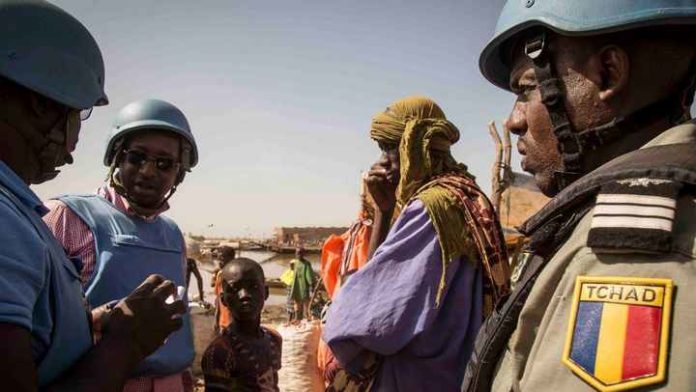 Un soldat tchadien de la Minusma en opération à Konna dans la région de Mopti au Mali le 20 décembre 2018