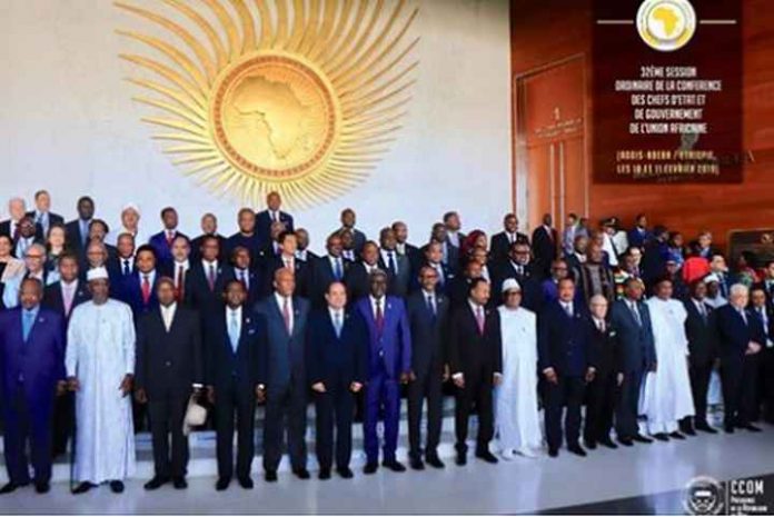 32ième Sommet de l'UA: Le Président rwandais Paul Kagame passe le témoin au Président égyptien Abdel Fattah al-Sissi