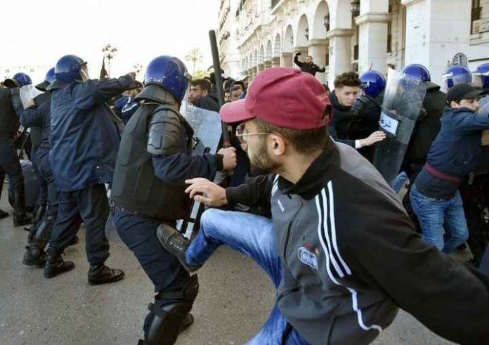 Le peuple algérien refuse ce régime datant de 1962