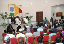 IBK rencontre ses compatriotes du Burkina Faso